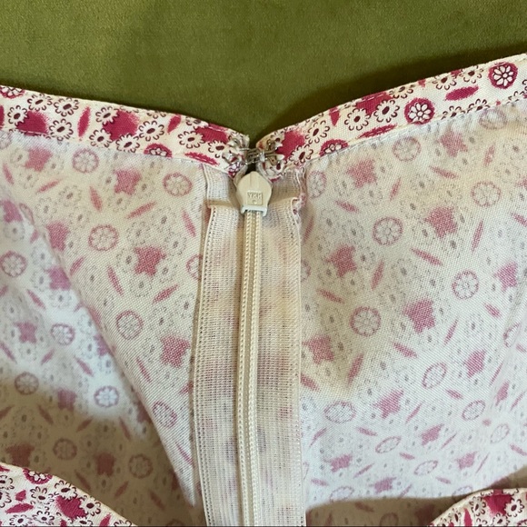 Vintage 90s skirt lightweight casual ruffled hem burgundy & crème color like new - Picture 6 of 7